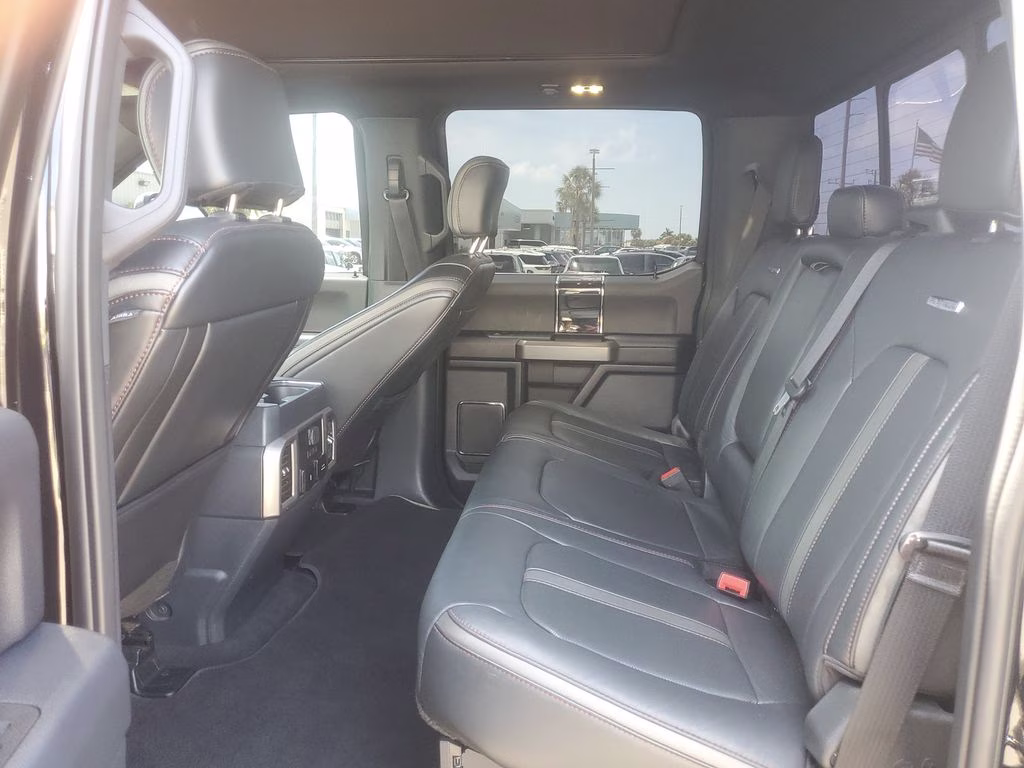 2022 Black Metallic Ford Super Duty F-250 SRW Platinum 4X4 Truck