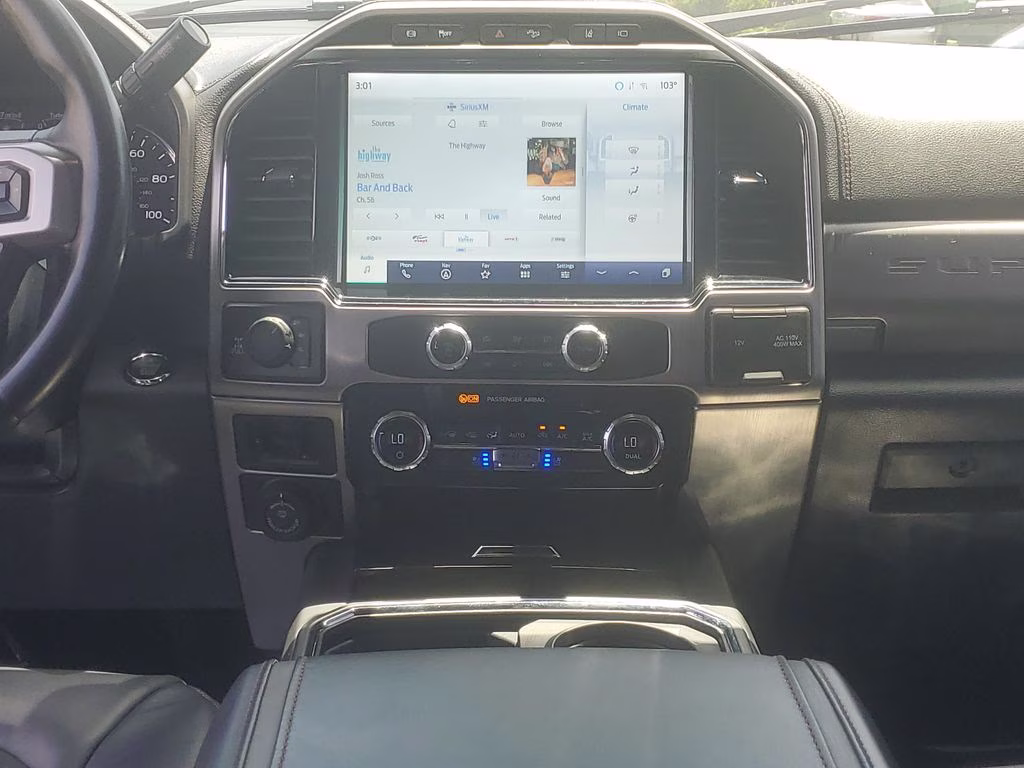 2022 Black Metallic Ford Super Duty F-250 SRW Platinum 4X4 Truck