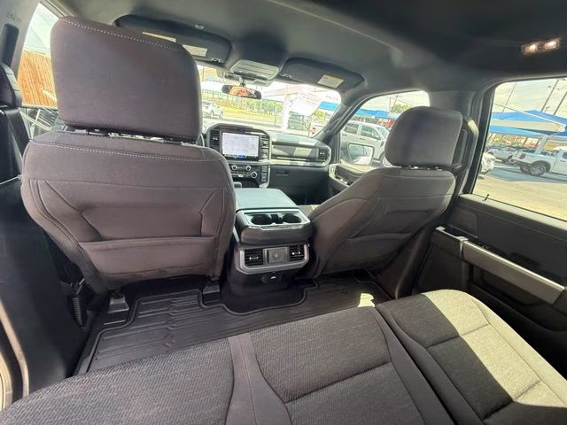 2025 Oxford White Ford F-150 XLT 4X4 Truck
