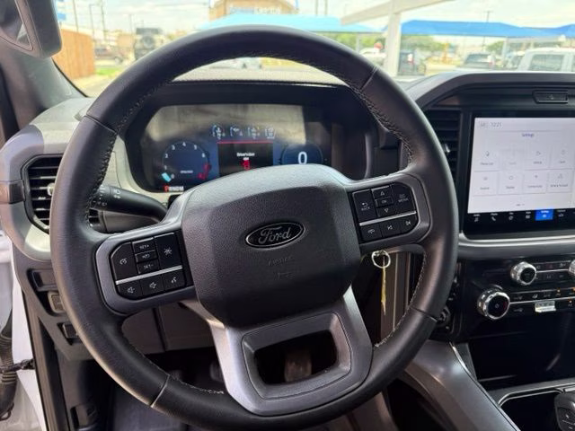 2025 Oxford White Ford F-150 XLT 4X4 Truck