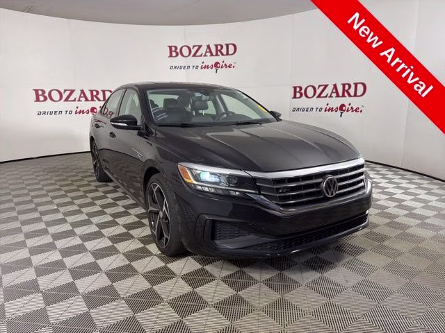 2020 Black Volkswagen Passat 2.0T R-Line FWD Sedan