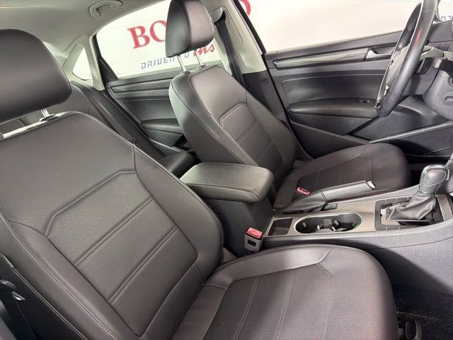 2020 Black Volkswagen Passat 2.0T R-Line FWD Sedan