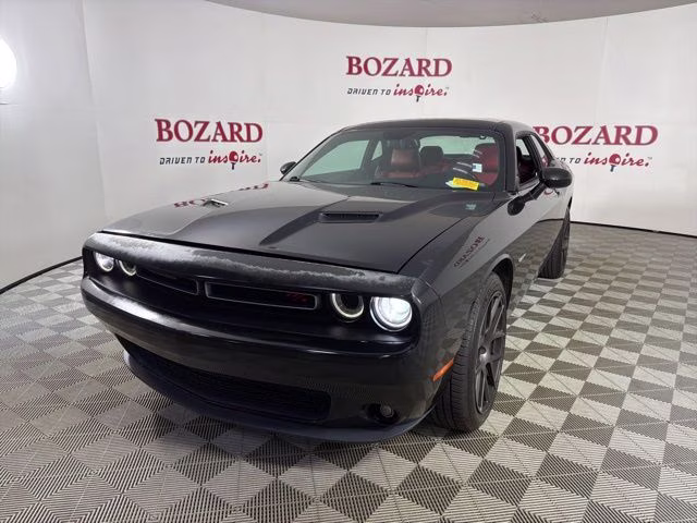2016 Pitch Black Clearcoat Dodge Challenger R/T RWD Coupe