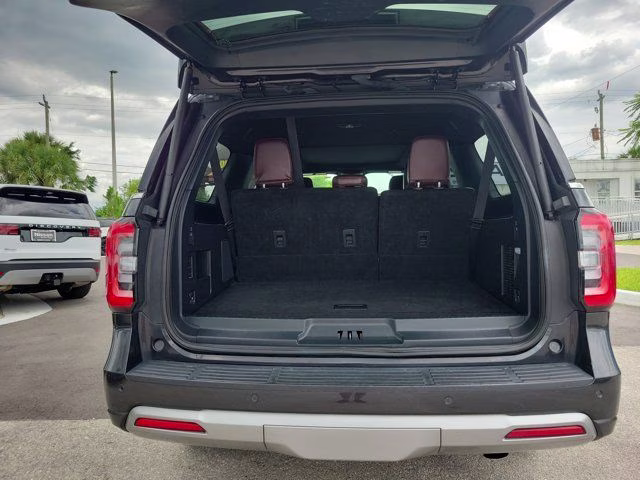 2024 Gray Metallic Ford Expedition Max Limited RWD SUV
