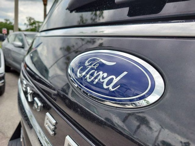 2024 Gray Metallic Ford Expedition Max Limited RWD SUV
