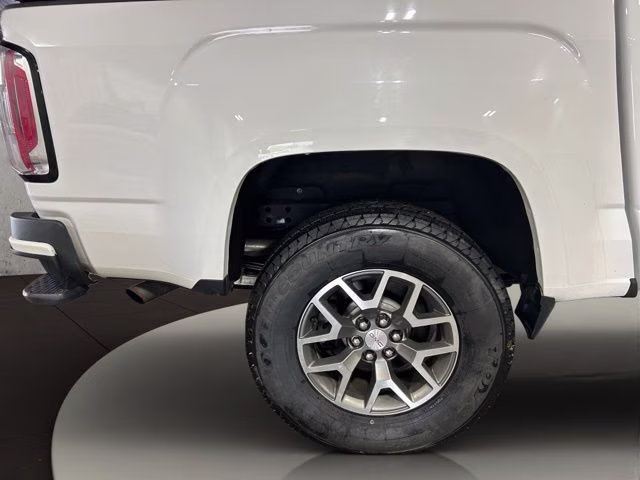 2021 Summit White GMC Canyon AT4 w/Leather 4X4 Truck