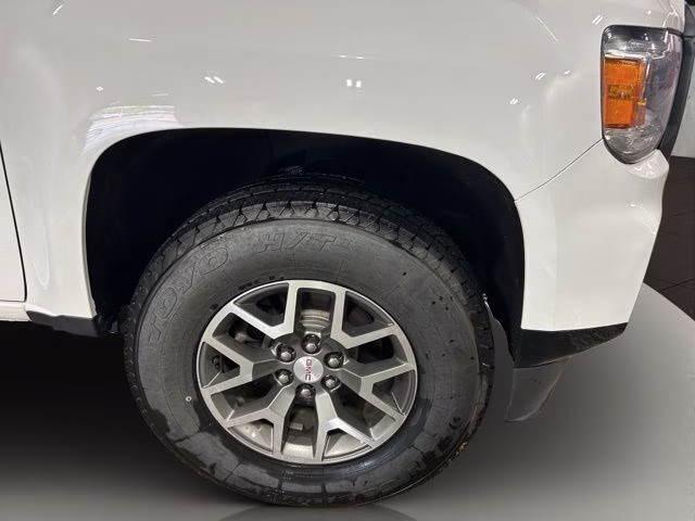 2021 Summit White GMC Canyon AT4 w/Leather 4X4 Truck