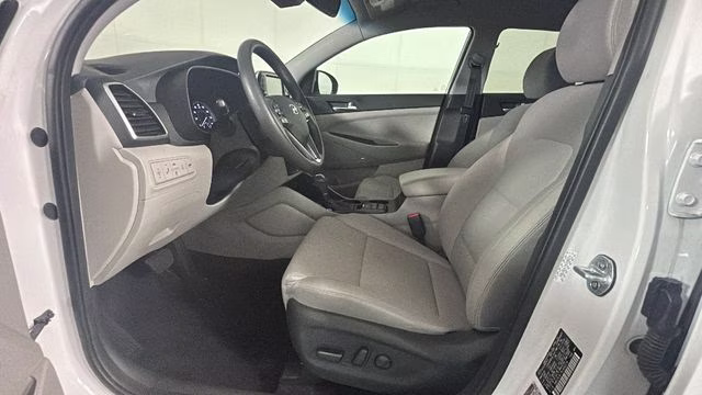 2019 Dazzling White Hyundai Tucson Sport AWD SUV