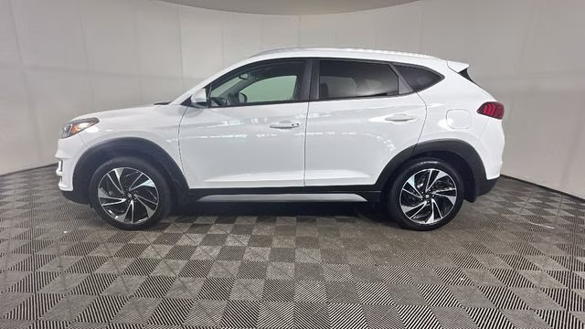 2019 Dazzling White Hyundai Tucson Sport AWD SUV