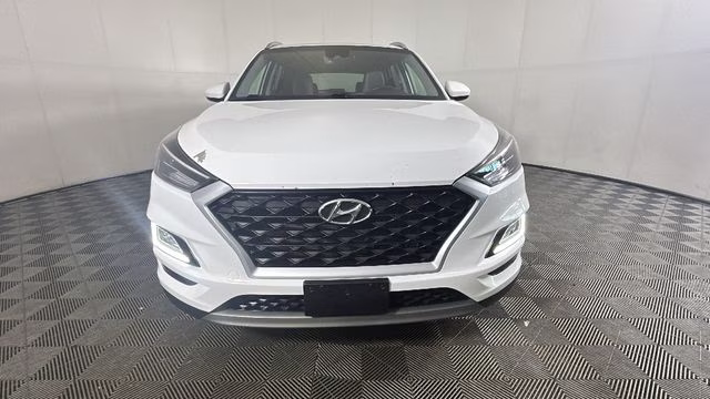 2019 Dazzling White Hyundai Tucson Sport AWD SUV