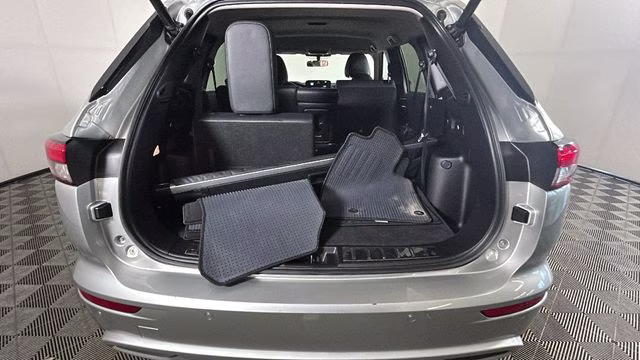 2024 Silver Mitsubishi Outlander SE Black Edition w/Pano Roof AWD SUV