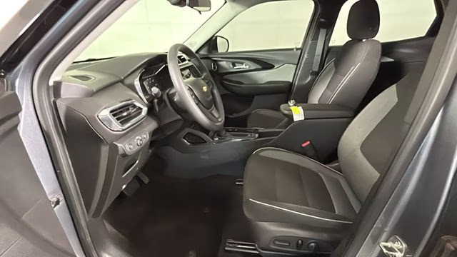 2022 Satin Steel Metallic Chevrolet Trailblazer LT FWD SUV