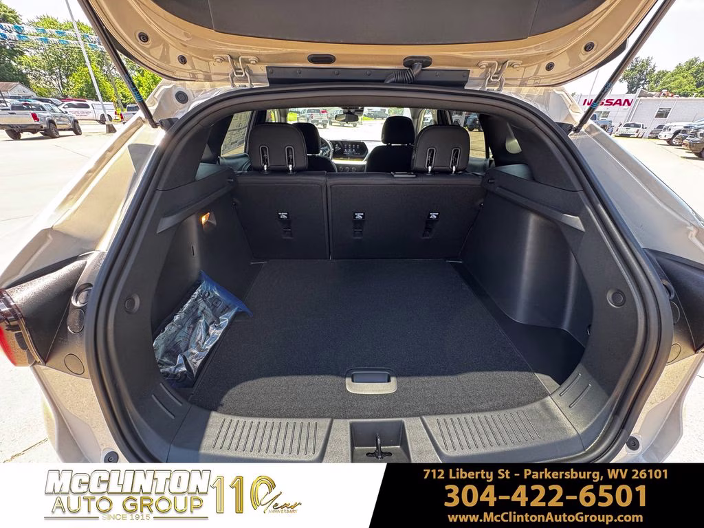 2026 White Sands Chevrolet Trax 1RS FWD SUV