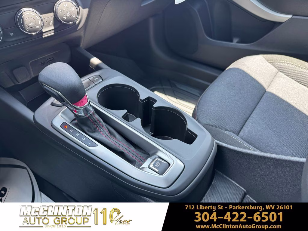 2026 White Sands Chevrolet Trax 1RS FWD SUV