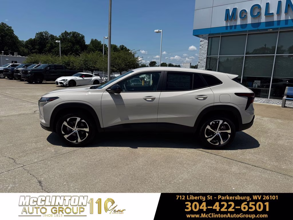 2026 White Sands Chevrolet Trax 1RS FWD SUV