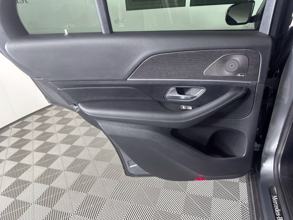 2022 Selenite Gray Metallic Mercedes-Benz GLE GLE 350 RWD SUV