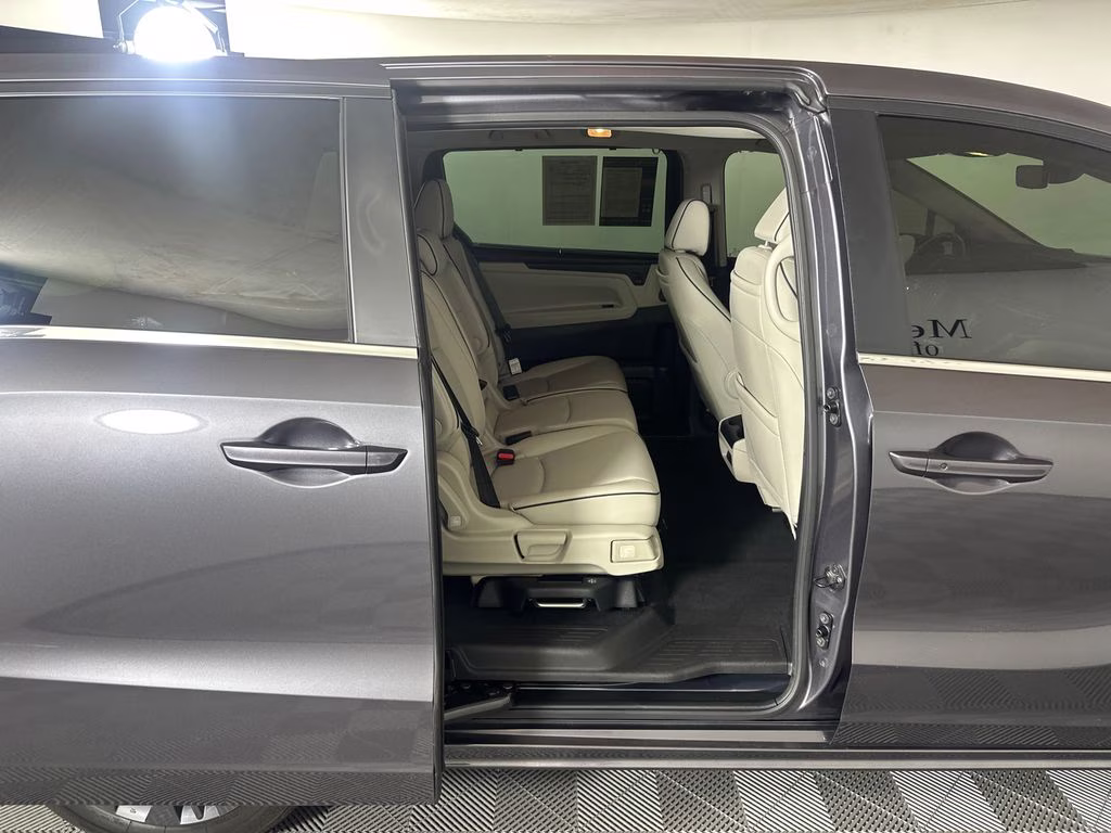 2025 Modern Steel Metallic Honda Odyssey Touring FWD Van