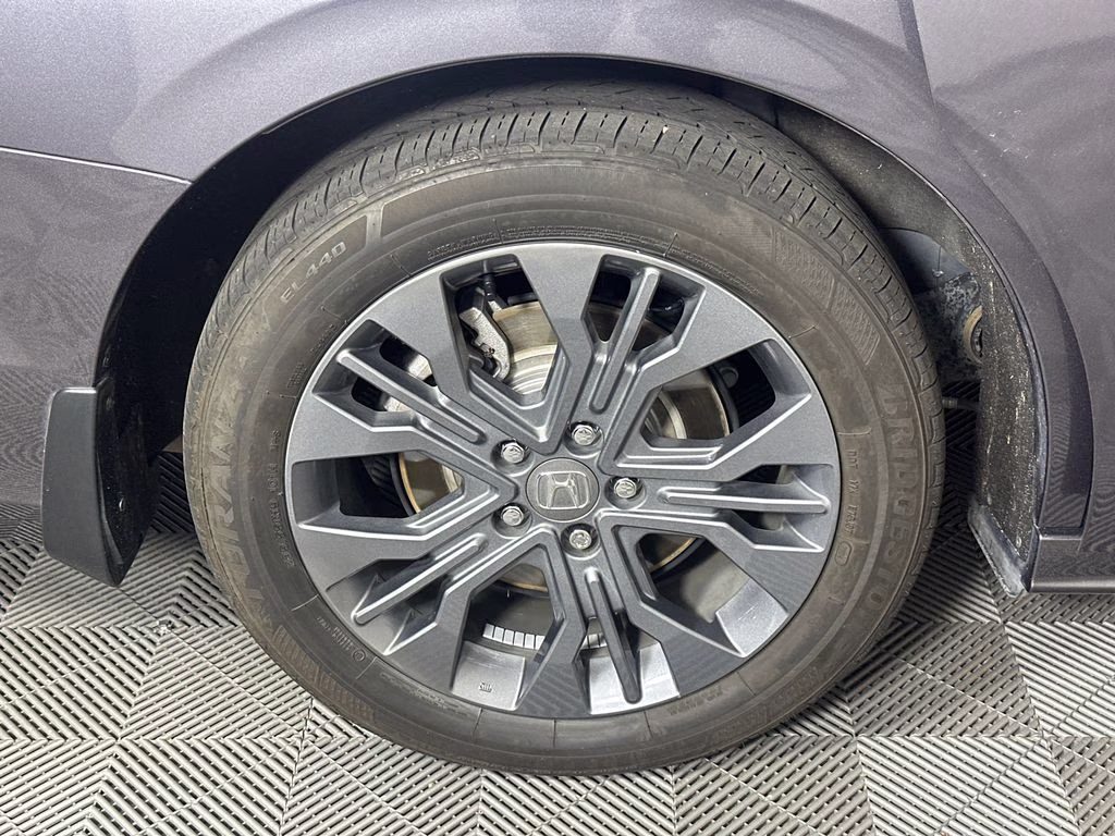 2025 Modern Steel Metallic Honda Odyssey Touring FWD Van
