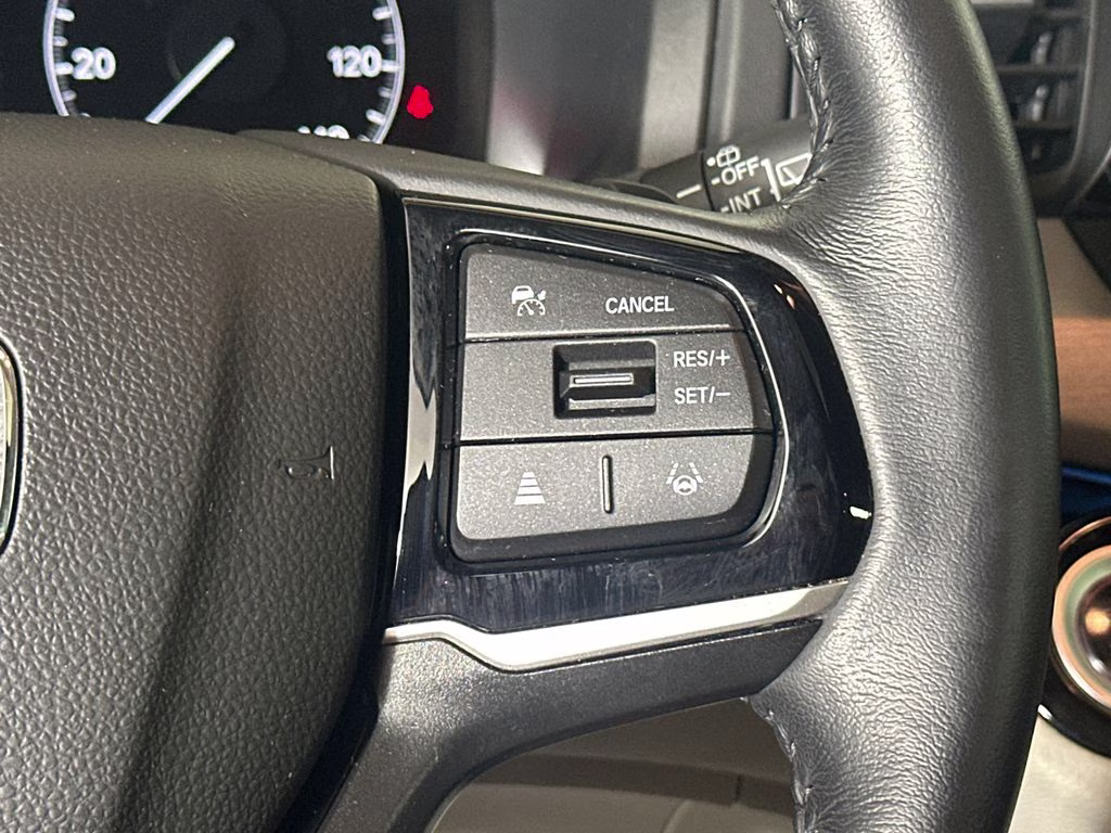 2025 Modern Steel Metallic Honda Odyssey Touring FWD Van