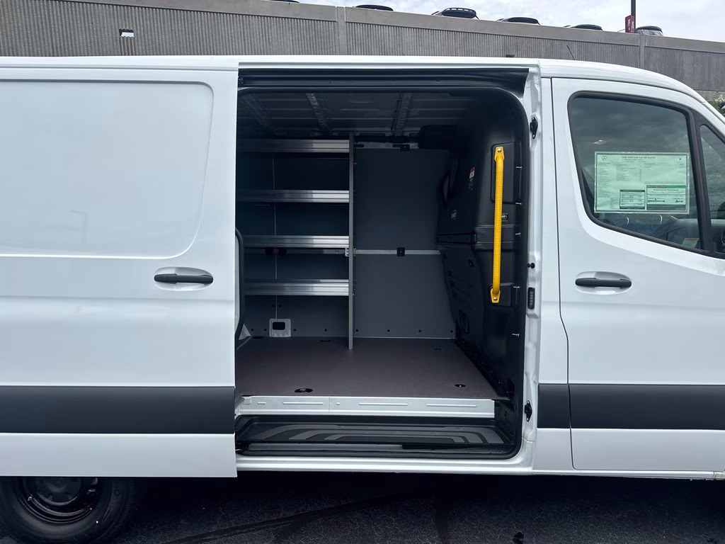 2026 Arctic Mercedes-Benz Sprinter 2500 Cargo 144 WB RWD Van