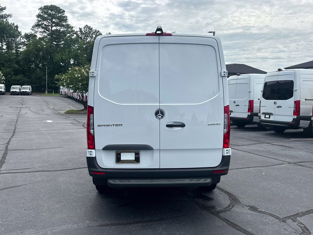 2026 Arctic Mercedes-Benz Sprinter 2500 Cargo 144 WB RWD Van