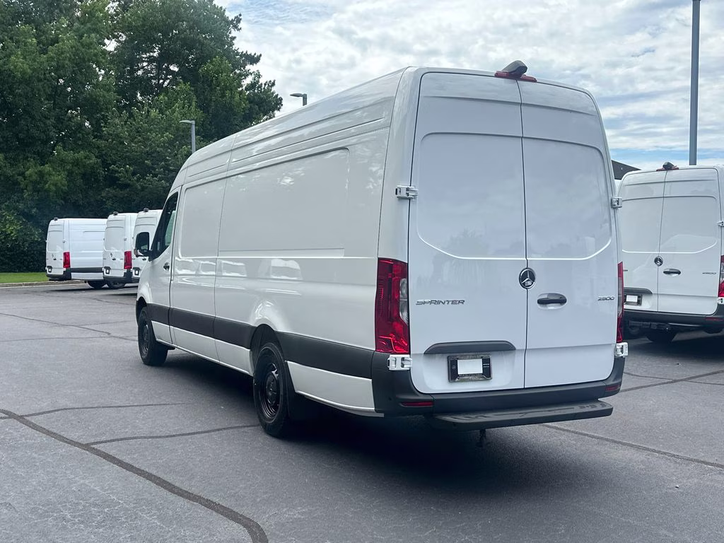 2026 Arctic Mercedes-Benz Sprinter 2500 Cargo 170 WB RWD Van