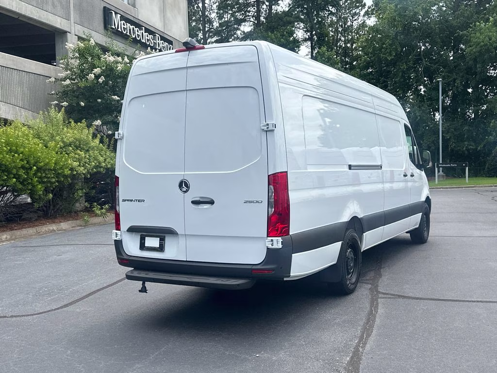 2026 Arctic Mercedes-Benz Sprinter 2500 Cargo 170 WB RWD Van