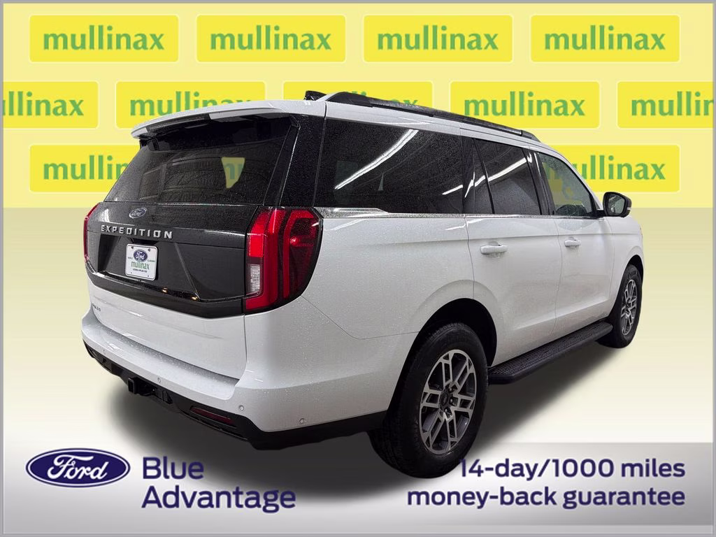 2025 Oxford White Ford Expedition Active RWD SUV