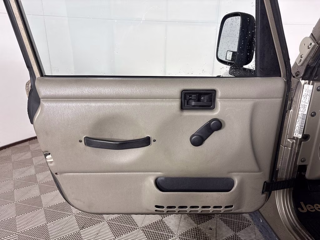 2004 Light Khaki Metallic Jeep Wrangler Rubicon 4X4 SUV