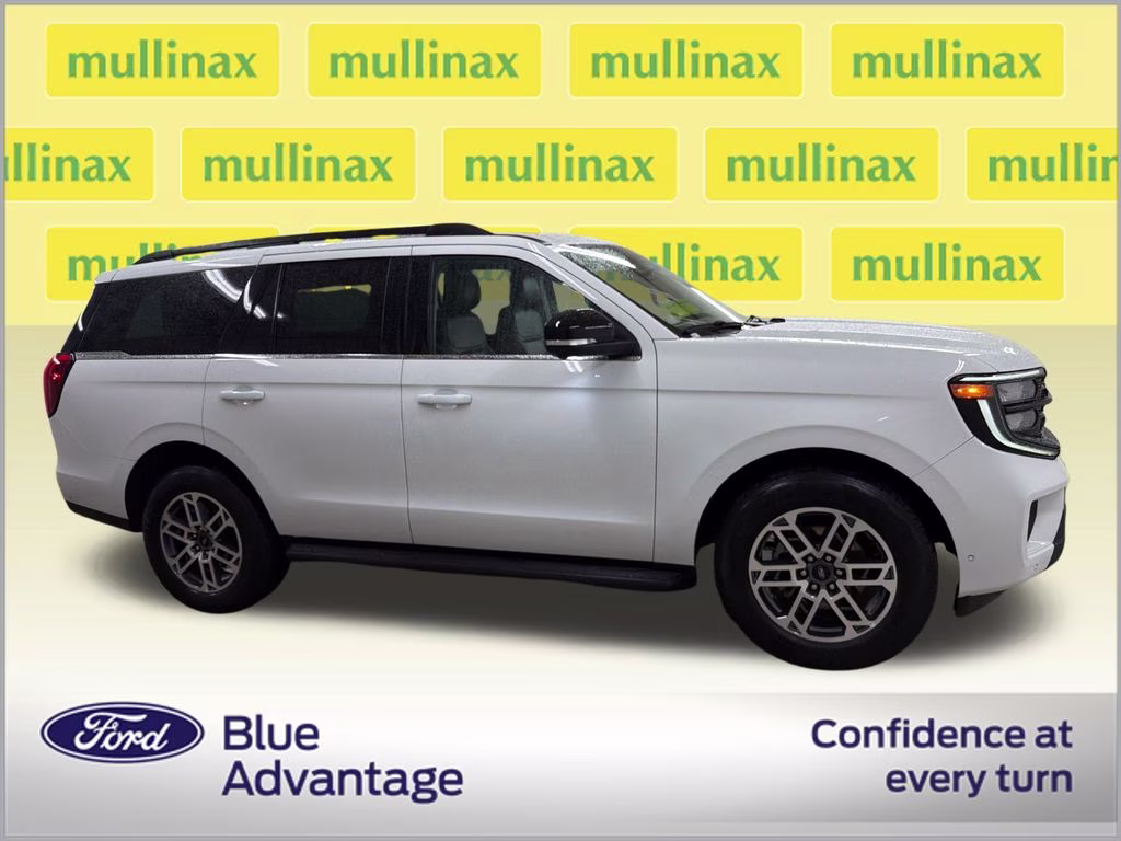 2025 Oxford White Ford Expedition Active RWD SUV