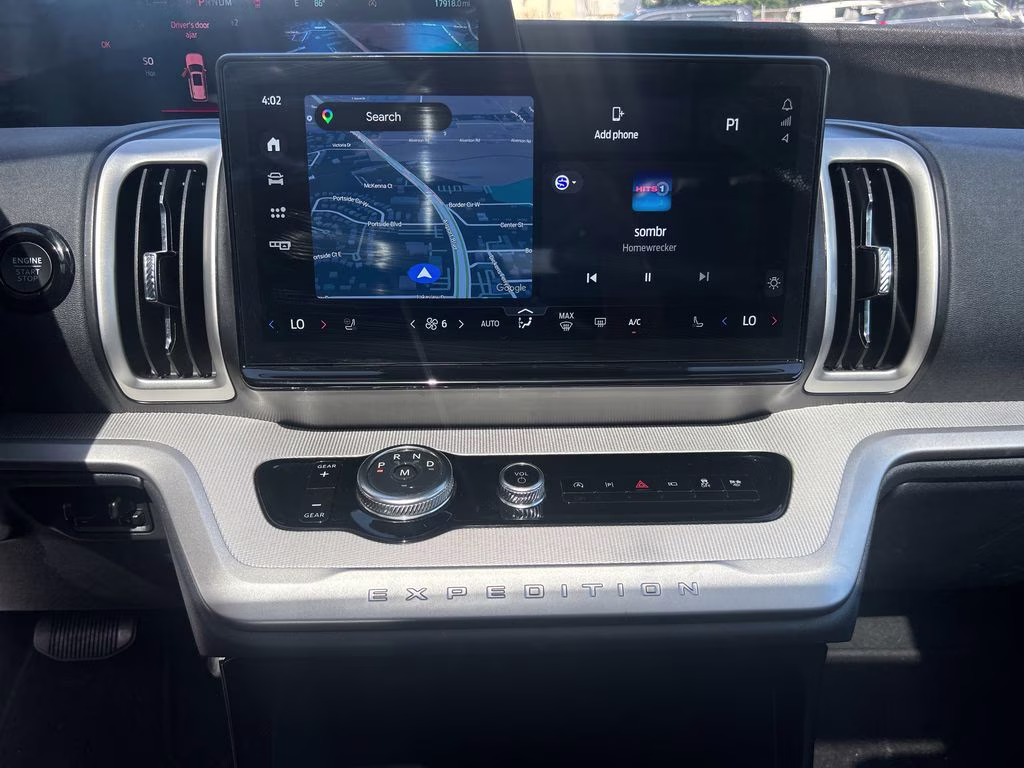 2025 Glacier Gray Metallic TriCoat Ford Expedition Active RWD SUV