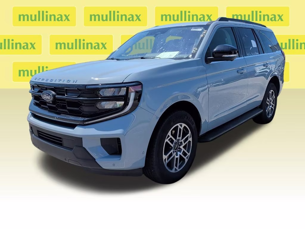 2025 Glacier Gray Metallic TriCoat Ford Expedition Active RWD SUV