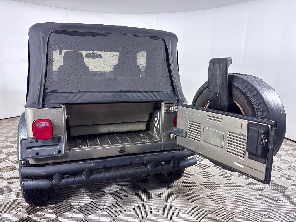 2004 Light Khaki Metallic Jeep Wrangler Rubicon 4X4 SUV