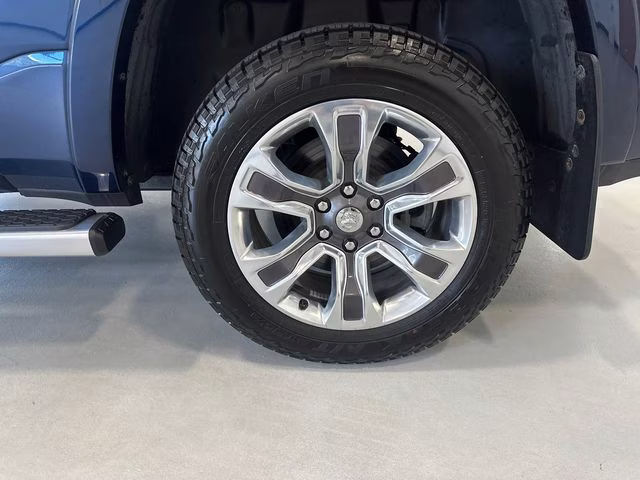 2023 Patriot Blue Pearlcoat Ram 1500 Laramie Longhorn 4X4 Truck