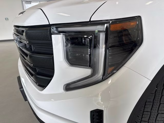 2025 Summit White GMC Sierra 1500 Pro 4X4 Truck