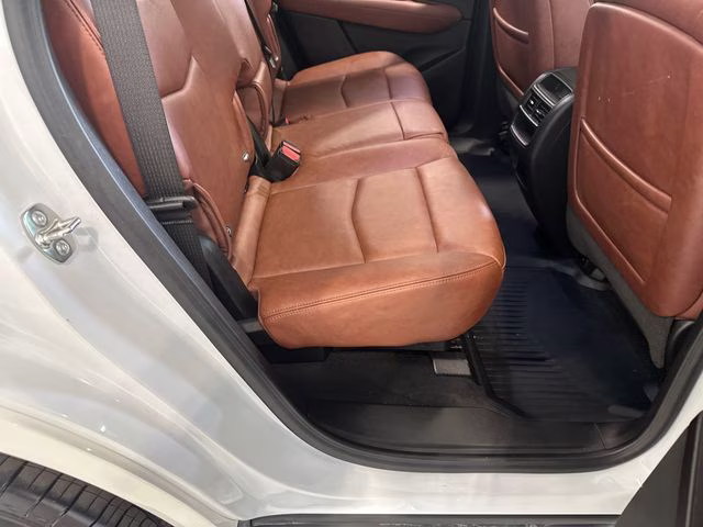 2025 Crystal White Tricoat Cadillac XT5 Sport AWD SUV