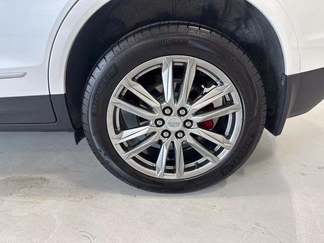 2025 Crystal White Tricoat Cadillac XT5 Sport AWD SUV