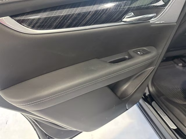 2024 Stellar Black Metallic Cadillac XT6 Premium Luxury AWD SUV