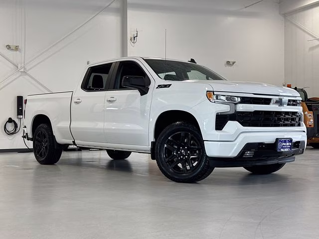 2023 Summit White Chevrolet Silverado 1500 RST 4X4 Truck