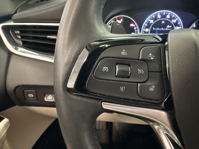 2022 White Frost Tricoat Buick Enclave Avenir AWD SUV