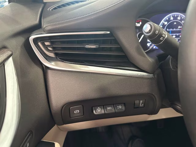 2022 White Frost Tricoat Buick Enclave Avenir AWD SUV