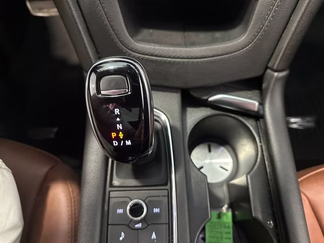 2025 Crystal White Tricoat Cadillac XT5 Sport AWD SUV