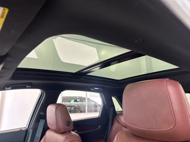 2025 Crystal White Tricoat Cadillac XT5 Sport AWD SUV