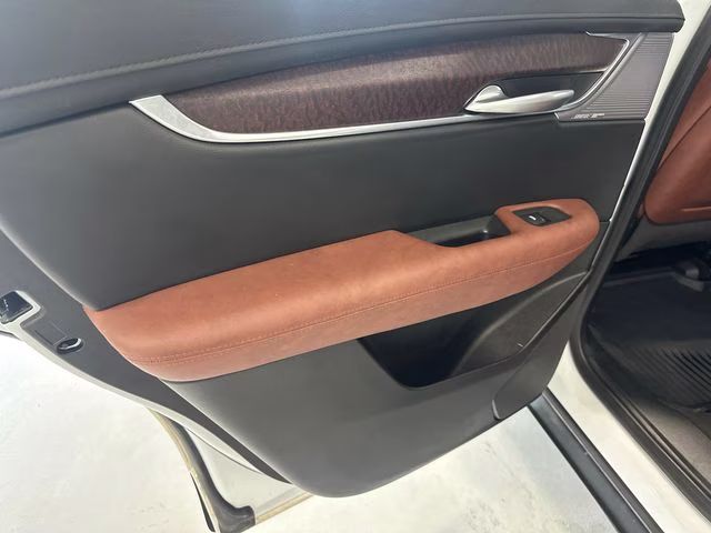 2025 Crystal White Tricoat Cadillac XT5 Sport AWD SUV