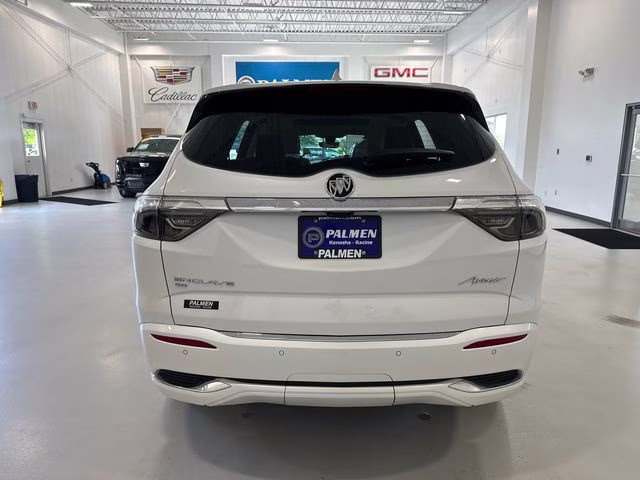 2022 White Frost Tricoat Buick Enclave Avenir AWD SUV