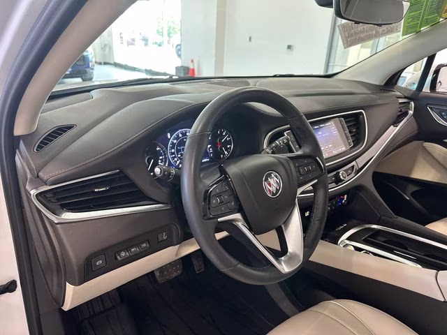 2022 White Frost Tricoat Buick Enclave Avenir AWD SUV