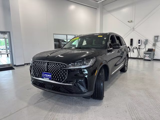 2025 Black Lincoln Aviator Reserve AWD SUV