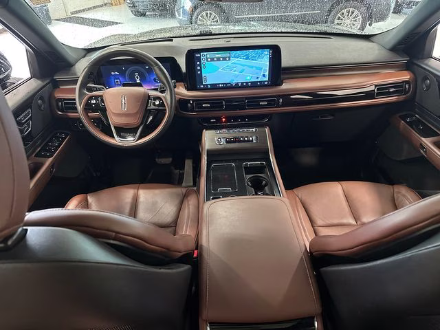 2025 Black Lincoln Aviator Reserve AWD SUV