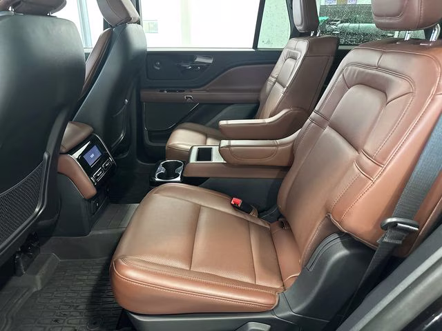 2025 Black Lincoln Aviator Reserve AWD SUV