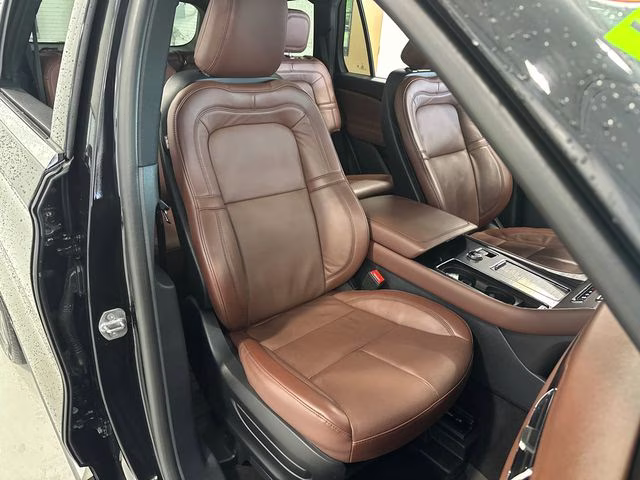 2025 Black Lincoln Aviator Reserve AWD SUV